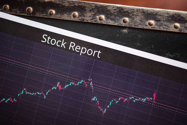BLOGPOST_DividingStockOptions_10052026_s.jpg BLOGPOST_DividingStockOptions_10052026_s.jpg
