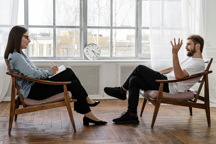 BLOGPOST_NavigatingTherapy07142025_s.jpg